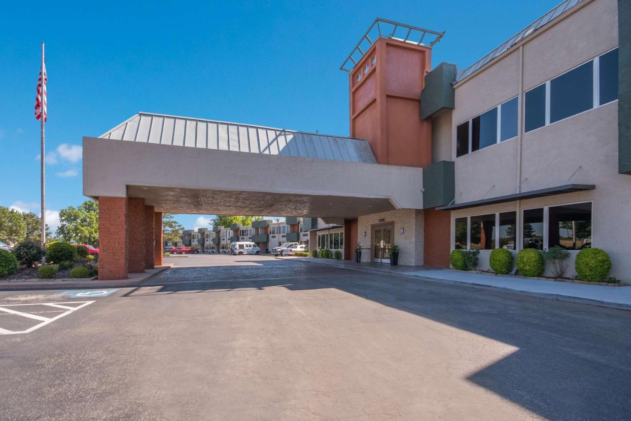 Surestay Plus By Best Western Lawton Εξωτερικό φωτογραφία