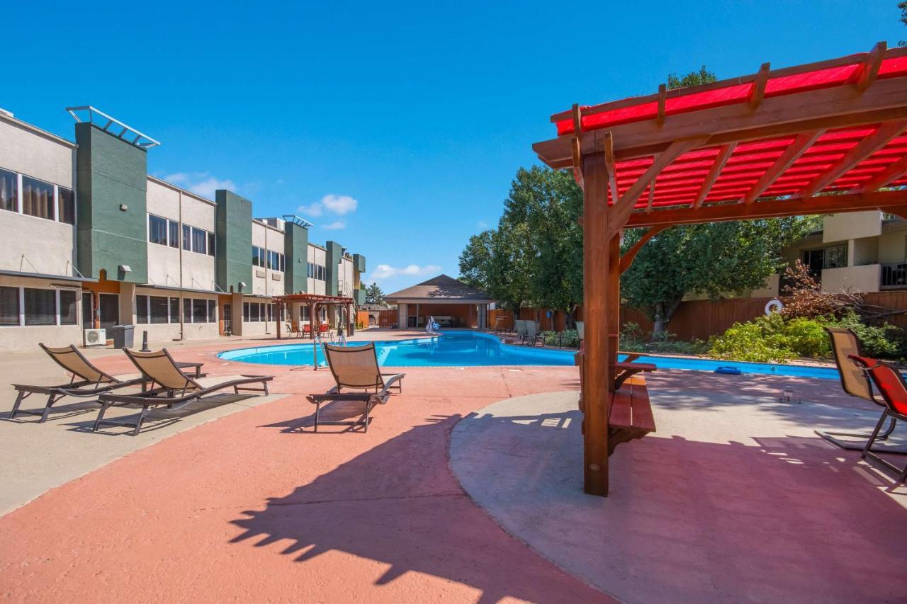 Surestay Plus By Best Western Lawton Εξωτερικό φωτογραφία