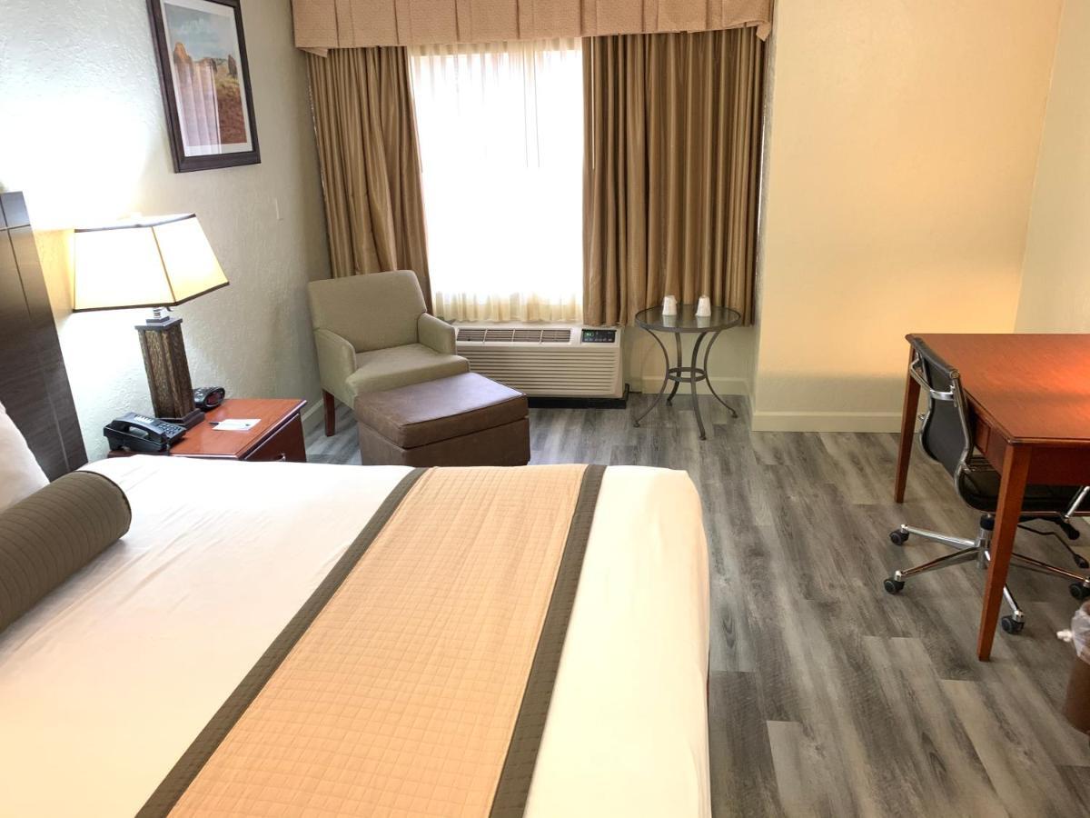 Surestay Plus By Best Western Lawton Εξωτερικό φωτογραφία